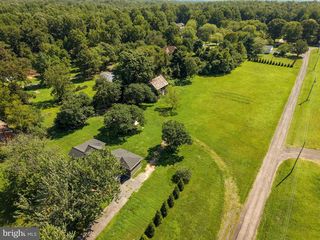 4985 Solomons Island Rd, Huntingtown, MD 20639