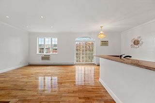 1570 W  10th St #3A, Brooklyn, NY 11204