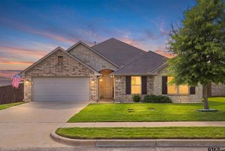11334 Windsor Park Dr, Tyler, TX 75709