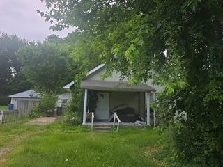 3020 Benton Rd, Paducah, KY 42003