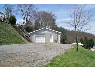 Boyd Ave, Beaver Falls, PA 15010