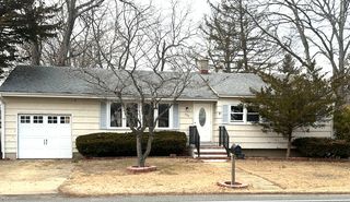 700 Surf Ave, Beachwood, NJ 08722