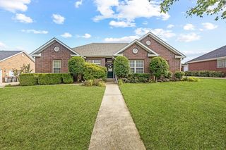 6454 Norman Ave, Springdale, AR 72762