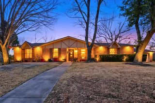 703 Amy St, Canton, TX 75103