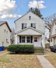 2045 Mansfield Rd, Toledo, OH 43613