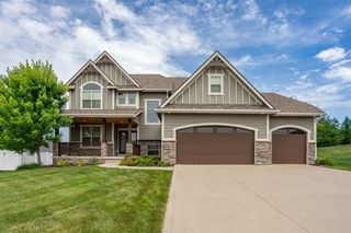 2405 148th Ct, Urbandale, IA 50323