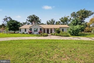 2245 E  Landis Ave, Vineland, NJ 08361