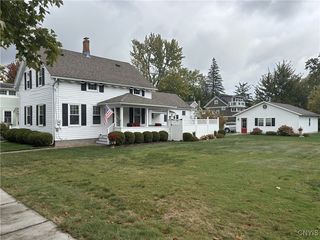 24 Griffin St, Skaneateles, NY 13152