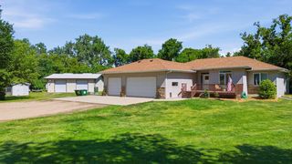 16605 50th St SE, Kindred, ND 58051