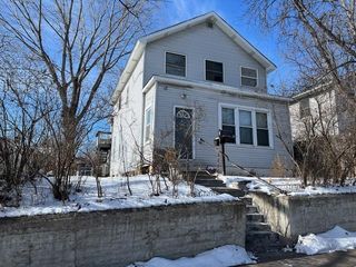725 Edgerton St, Saint Paul, MN 55130