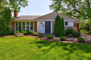 221 S  Fair Ave, Elmhurst, IL 60126