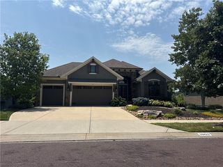 10423 W  168th Ter, Overland Park, KS 66221