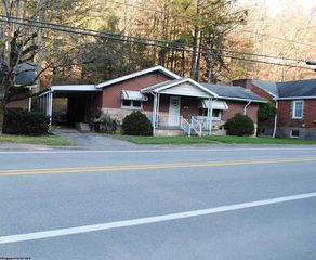 713 S  Main St, Philippi, WV 26416