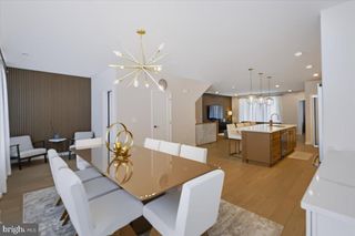 43521 Moorefield Blvd, Ashburn, VA 20148