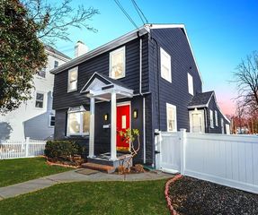 356 Clyde St, Brookline, MA 02467