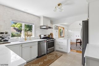329 Maplewood Ave, Kenilworth, NJ 07033