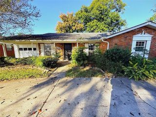 632 Fairlawn Dr, Terrytown, LA 70056