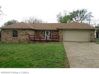1239 N  Alma North St, Alma, AR 72921