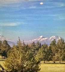 2525 NE Negus Way, Redmond, OR 97756