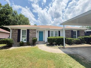 2524 Water Oak Dr, Columbus, GA 31907