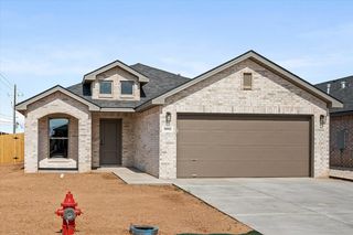 2002 Durham Ave, Wolfforth, TX 79382