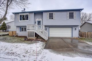 706 Sky Ridge Dr, Madison, WI 53719