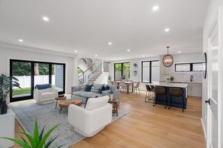 811 Heath St, Brookline, MA 02467