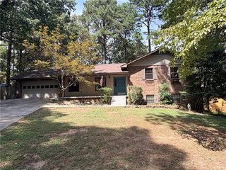 301 Racquet Run, Harrison, AR 72601