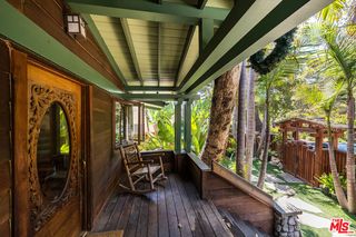 454 N  East Rustic Rd, Santa Monica, CA 90402