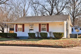 2001 W  Main St, Milan, TN 38358