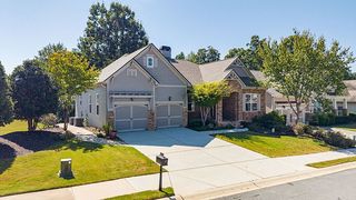 1105 Creekwood Cir, Madison, GA 30650