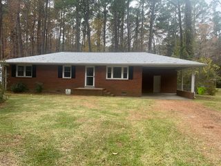 310 Pattswood Rd, New Bern, NC 28560