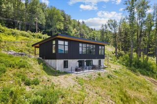 55 Eloise Lane #A, Stowe, VT 05672