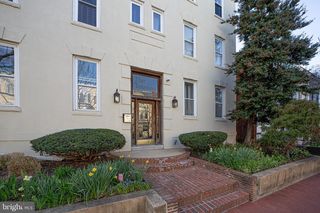 676 4th St NE #404, Washington, DC 20002