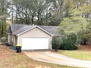 125 Nicole Way, Senoia, GA 30276