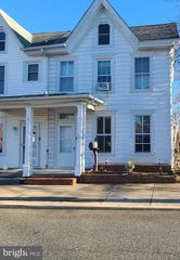 17 W  South St, Smyrna, DE 19977