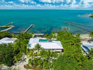57417 Morton St, Grassy Key, FL 33050