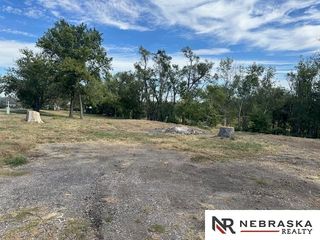 9205 N  156th St, Bennington, NE 68007
