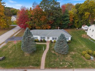 15 Mckenney Drive, Biddeford, ME 04005