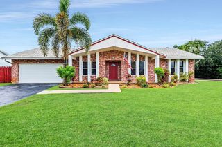 927 NW 135th Way, Sunrise, FL 33325