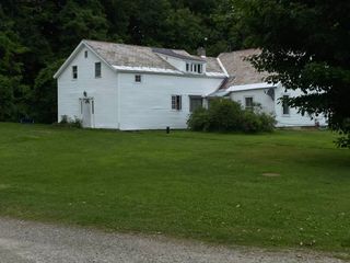 2179 Route 7B Central, North Clarendon, VT 05759