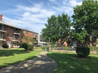 5691 Chevrolet Blvd #b089d6e1b, Cleveland, OH 44130