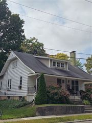 2230 W  Schantz Ave, Dayton, OH 45409