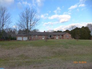 213 Acorn Dr, Middletown, DE 19709