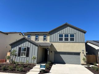2822 E  Corteza Dr, Fresno, CA 93730