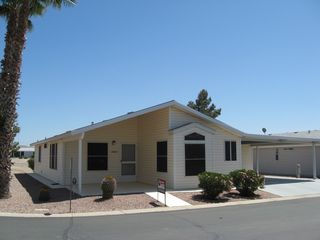 40667 N CLUBHOUSE Drive, San Tan Valley, AZ 85140