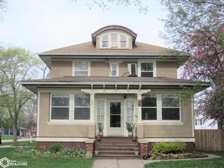 406 N  Clark St, Forest City, IA 50436