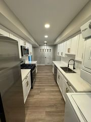 10204 Prince Pl #207, Upper Marlboro, MD 20774