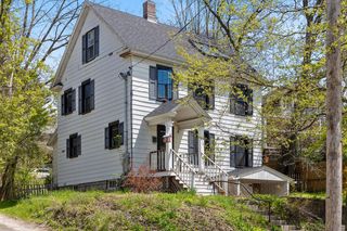 418 Saint Paul Street, Burlington, VT 05401