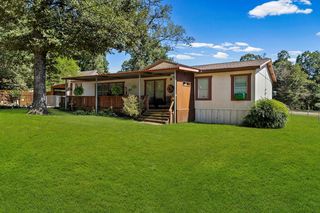 320 Carolyn Dr, Livingston, TX 77351